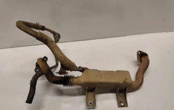 Toyota RAV 4 (XA30) EGR valve cooler 256800R010 13063860001