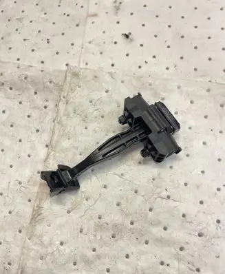 BMW i4 Rear door check strap stopper 7499229