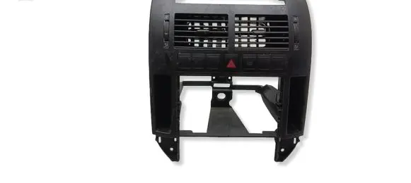Volkswagen Polo IV 9N3 Dash center air vent grill 6Q0858069T