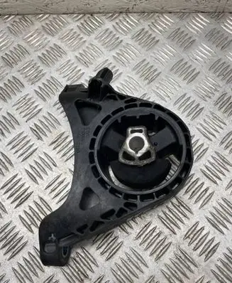 Opel Insignia A Engine mount bracket 13227769
