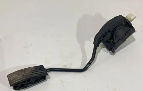 Peugeot 407 Accelerator throttle pedal 9644939680
