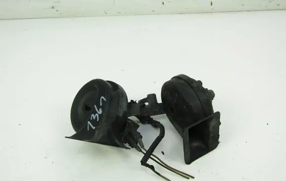Audi A3 S3 8L Horn signal 