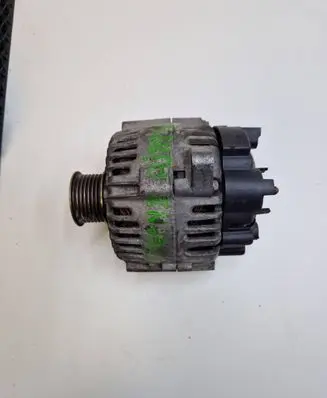 Renault Megane II Generator/alternator 8200495294A 2548342B 105011604