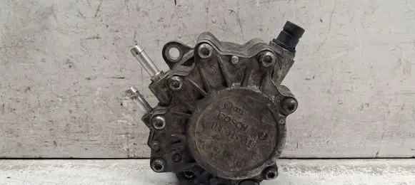 Volkswagen PASSAT B6 Vacuum pump 03G145209