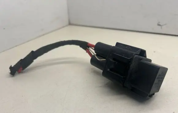 Coolant fan relay