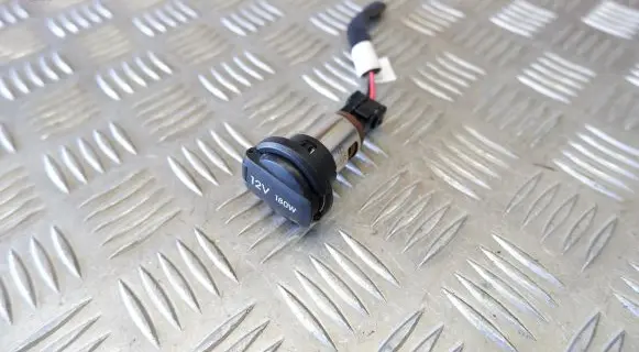 Hyundai Tucson TL 12 V Socket (front) 