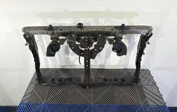Lexus CT 200H Radiator support slam panel bracket 