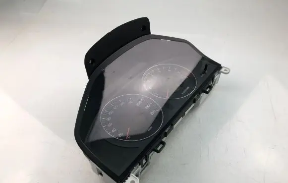 Volvo V70 Speedometer (instrument cluster) 31254534AA