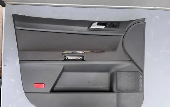Volkswagen Polo IV 9N3 Front door card panel trim 6Q4867011 P0082440