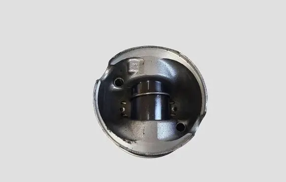 BMW 3 E90 E91 Piston 0000