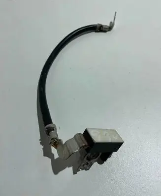 Mercedes-Benz GLE (W166 - C292) Positive cable (battery) A1669055901