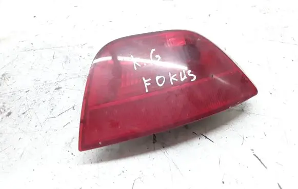 Ford Focus Rear fog light 1M5115501A