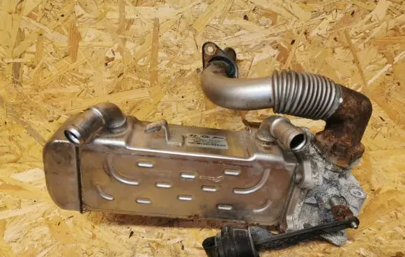 Hyundai Santa Fe EGR valve cooler 284162F000 20090916338