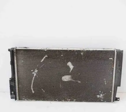 BMW 4 F32 F33 Coolant radiator 7600516