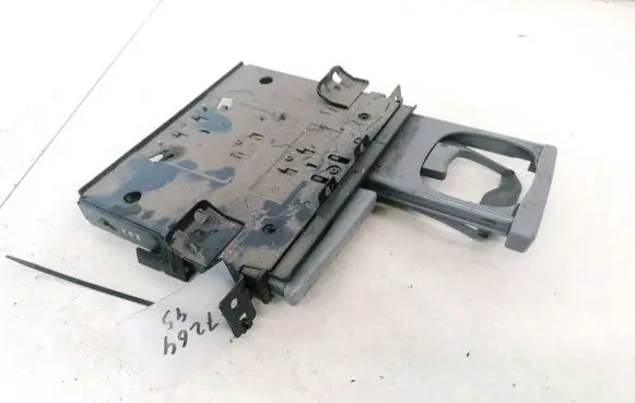 Toyota Avensis Verso Cup holder 