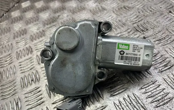 Chrysler Voyager Rear window wiper motor 04717710AA