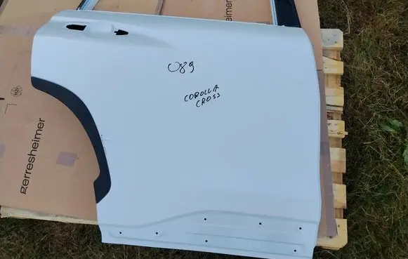Toyota Corolla Cross Rear door