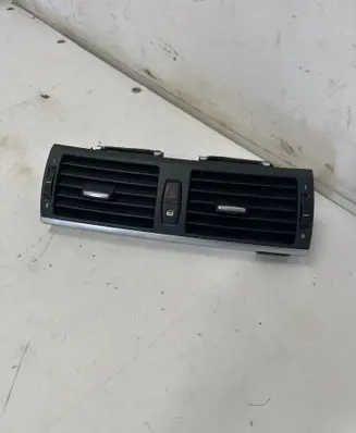 BMW X6 E71 Dash center air vent grill 9210705-05