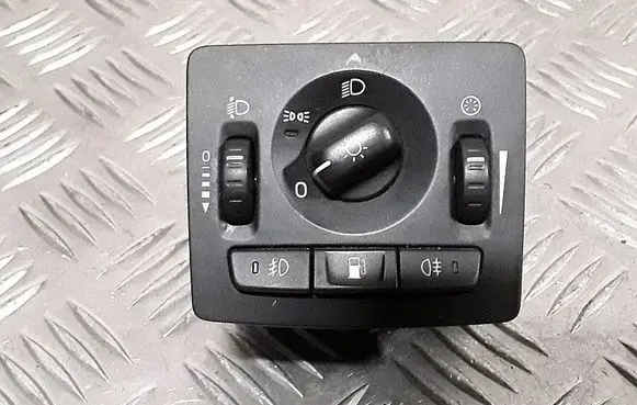Volvo V50 Light switch 30669736