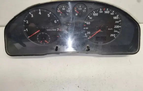 Audi A4 S4 B5 8D Speedometer (instrument cluster) 8D0919034B