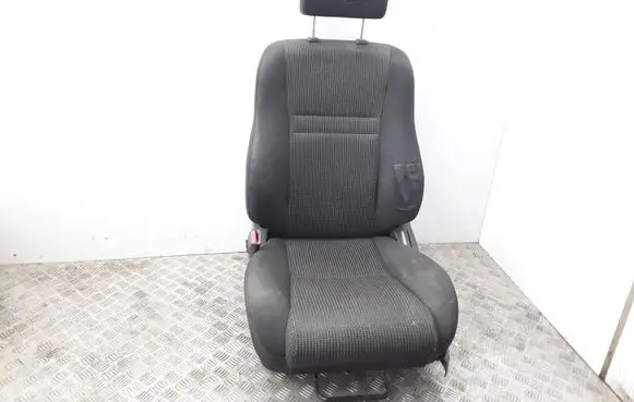 Toyota Avensis T250 Front driver seat 