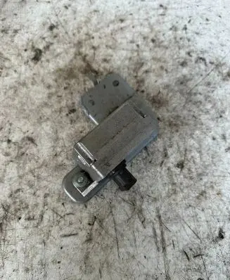 Volvo V70 ESP acceleration yaw rate sensor 8688068