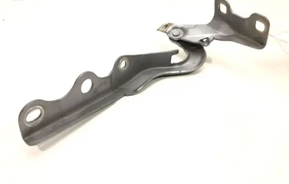 Engine bonnet/hood hinges