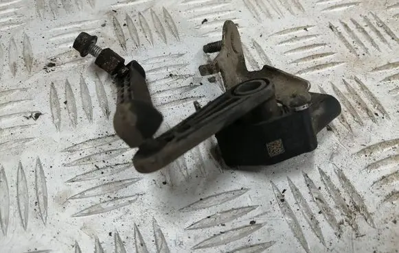 Tesla Model 3 Rear air suspension level height sensor 104497100C 28012020 304292