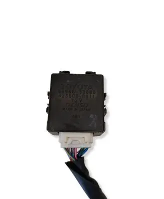 Toyota Camry Window wiper relay 8594033080 4230000011