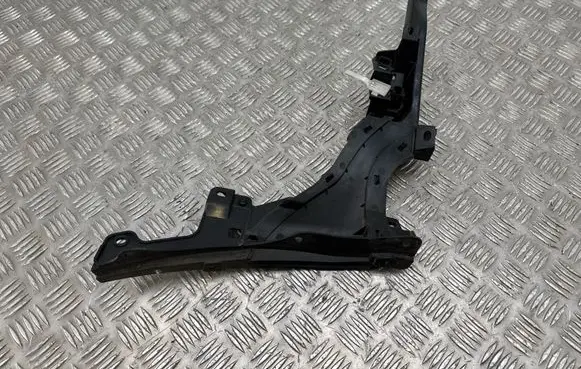 Mazda MX-30 Front bumper mounting bracket DN4E50A52