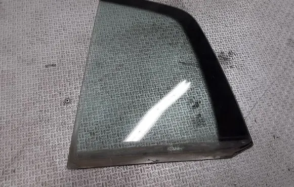 Volkswagen Golf Plus Rear vent window glass 