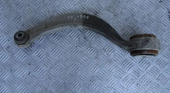 Jaguar XF X250 Front lower control arm/wishbone