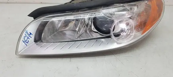 Volvo V70 Headlight/headlamp