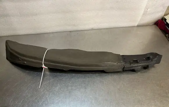 Audi SQ2 GA Fender foam support/seal 81A864236
