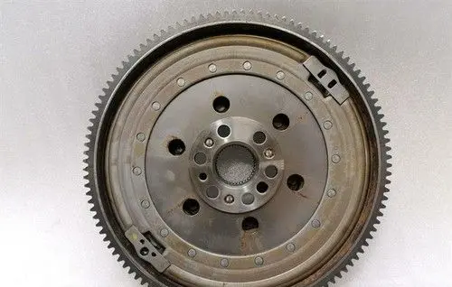 BMW M3 F80 Flywheel 2283829
