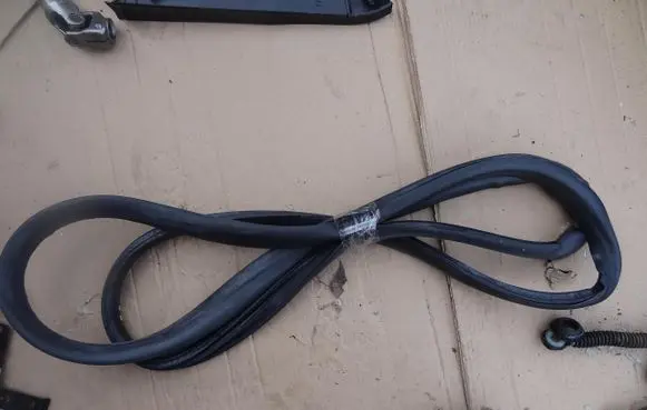 Renault Clio V Front door rubber seal XXXXXXXXXXX