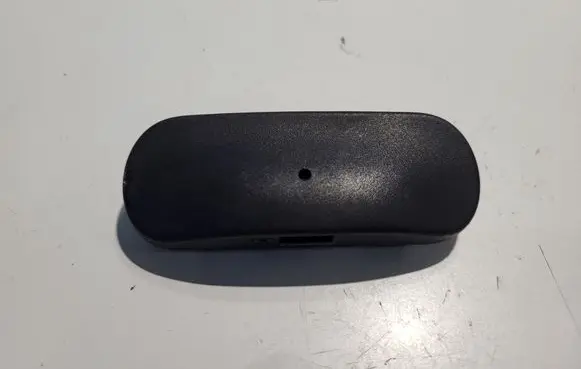 Audi A5 Windshield washer spray nozzle 