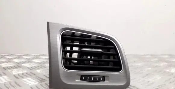 Volkswagen Golf VII Dashboard side air vent grill/cover trim 5G2819704H 5G2819248B 5G2819710B