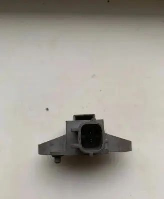 Volkswagen Golf VI Airbag deployment crash/impact sensor 1KM955557