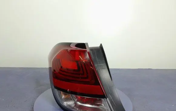 Citroen C4 II Rear/tail lights 9808624680