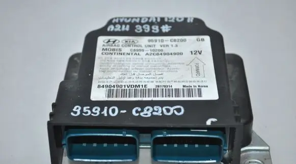 Volkswagen PASSAT B5 Comfort/convenience module 1J0959799N