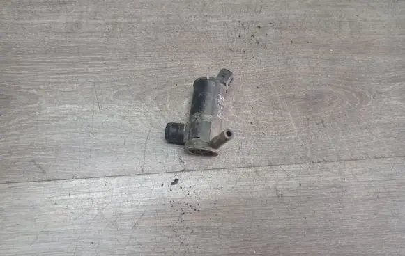 Volvo V70 Windscreen/windshield washer pump 9169611