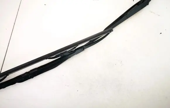 Dacia Sandero Front wiper blade arm 8200620437c 8200620437-c