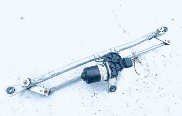 Dodge Nitro Front wiper linkage and motor 5515728080