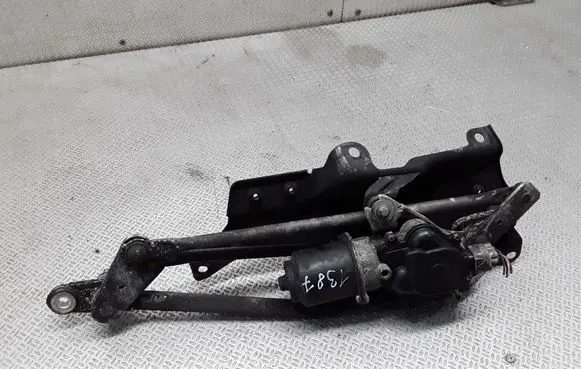 Mazda 2 Front wiper linkage and motor