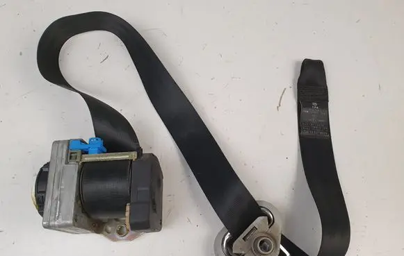 Volkswagen New Beetle Front seatbelt 1C1857706G