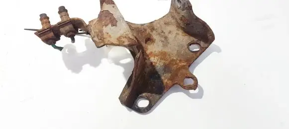 Renault Megane II Bracket in trunk/boot 