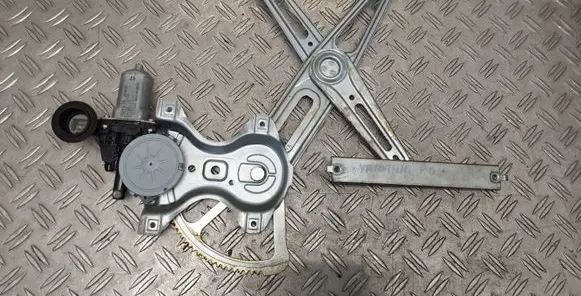 Toyota Yaris Front door window regulator with motor 857100D100 AV2621002331 973582101