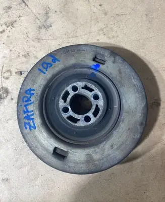 Opel Zafira B Crankshaft pulley 55196301 6H0816