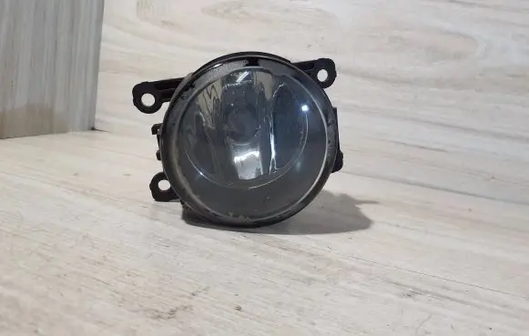 Renault Megane III Front fog light 89210094
